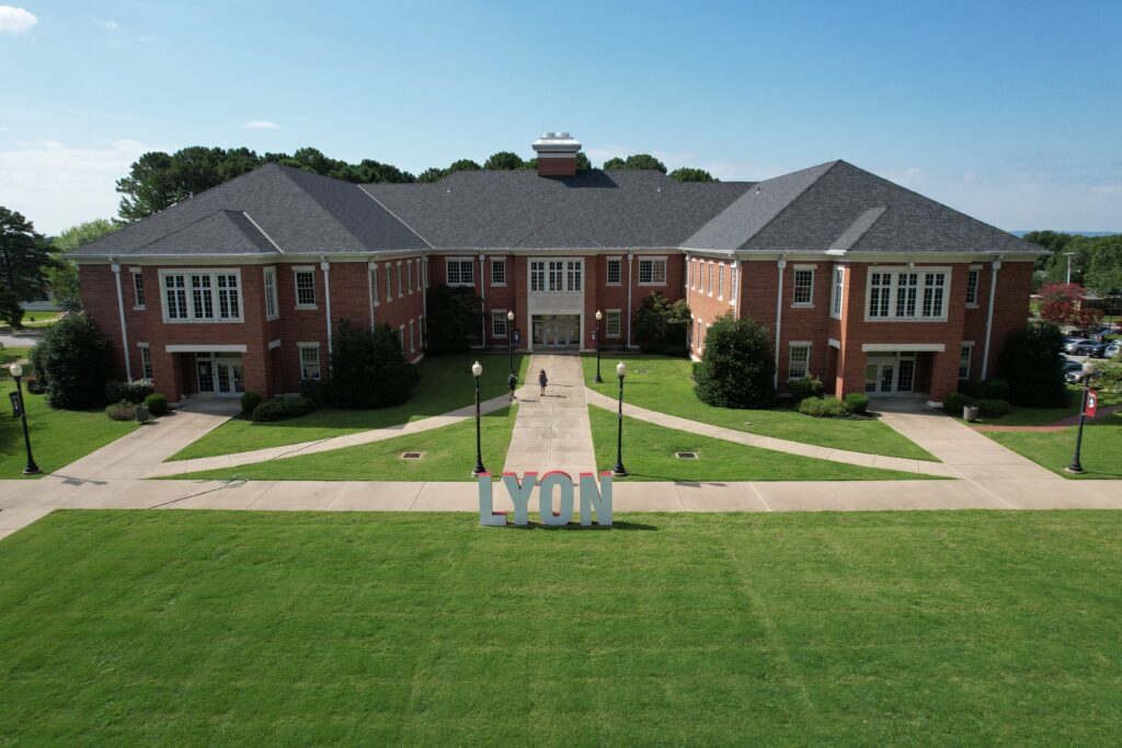 Lyon College, Entegrity, Energy Savings, Solar